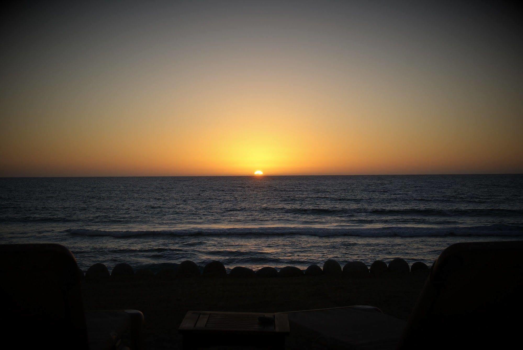 Inn Cerritos 3*